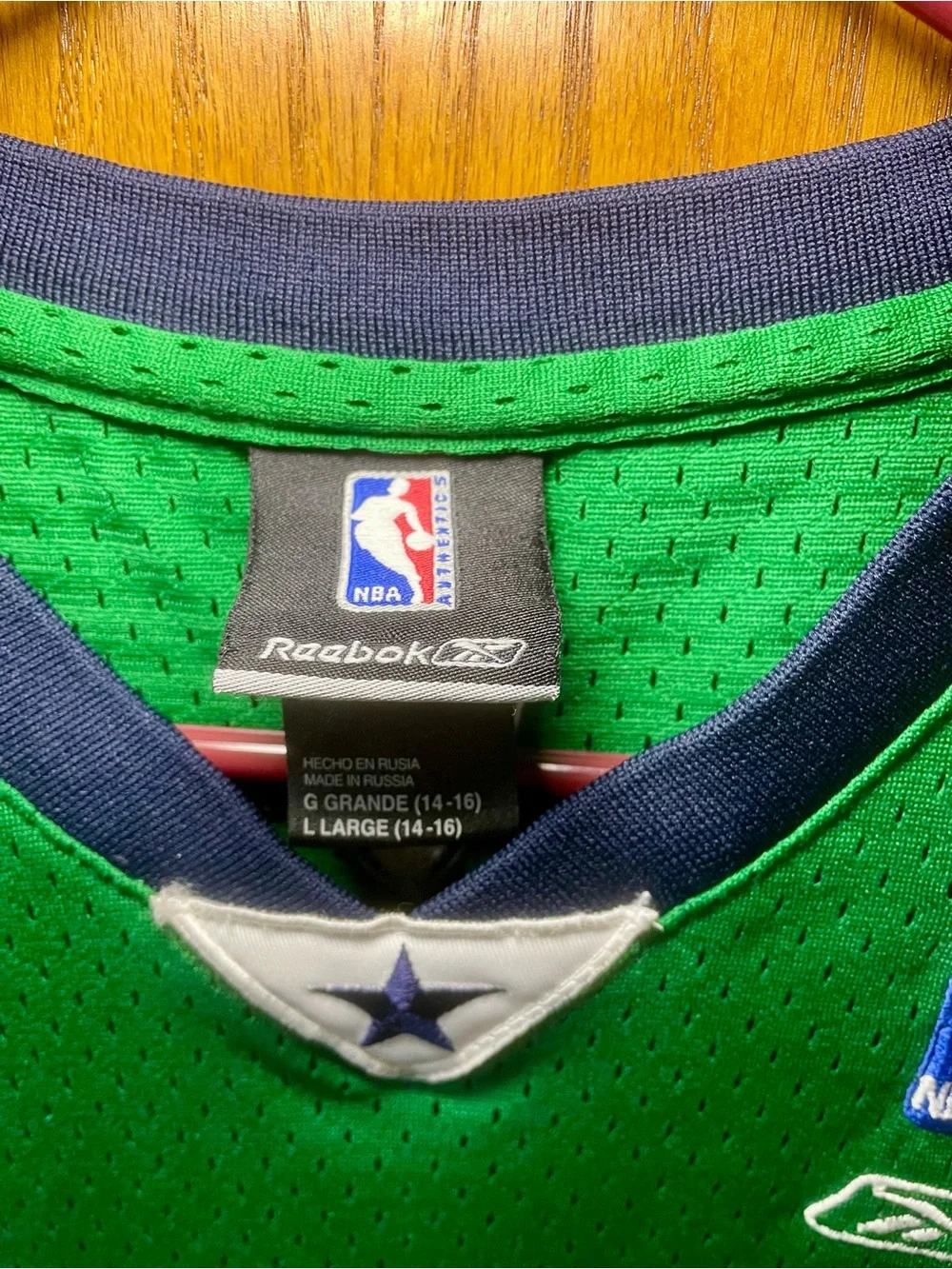 Reebok NBA Dallas Mavericks #41 Dirk Nowitzki Jersey Boys Large Green Y2K VTG